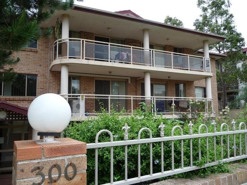 12/292 Stacey Street, Bankstown NSW 2200