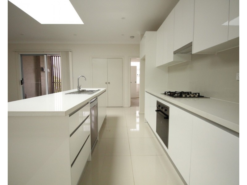 32/11-15 Peggy St, Mays Hill NSW 2145