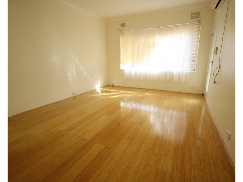 1/17 Cowper St, Parramatta NSW 2150