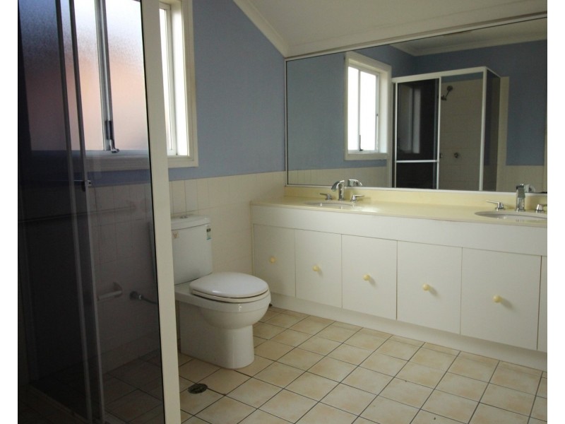 100 BOUNDARY ROAD, Wahroonga NSW 2076