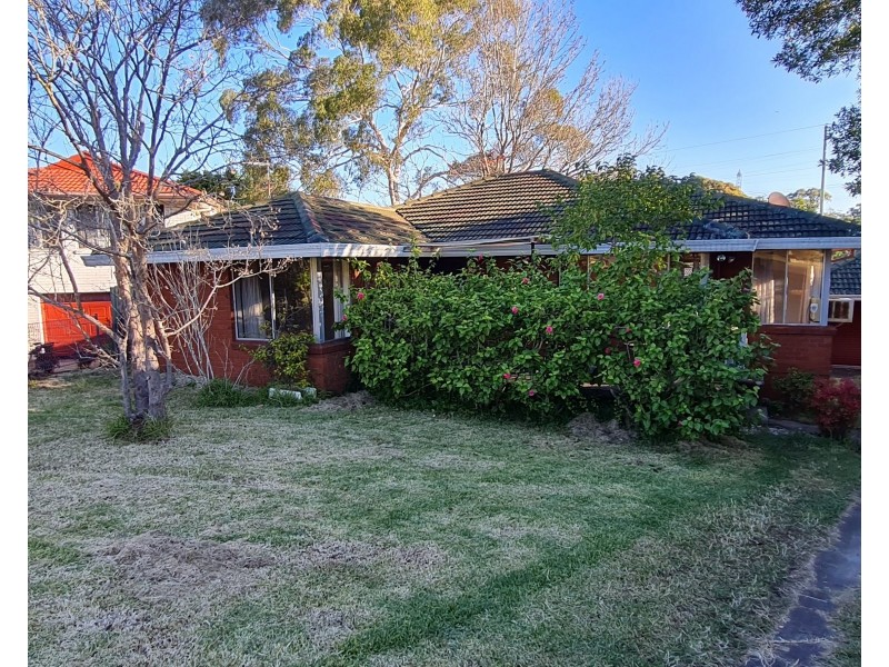 90 Bradley Drive, Carlingford NSW 2118