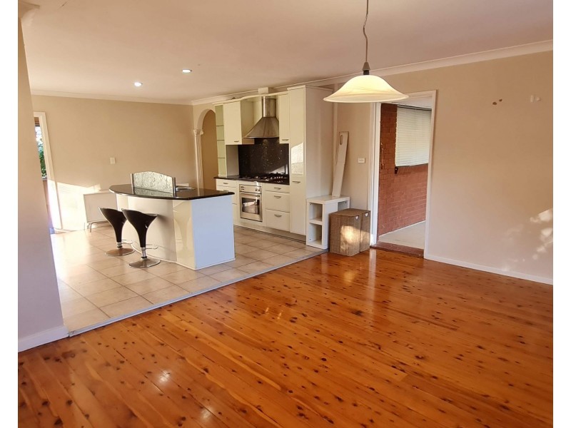 90 Bradley Drive, Carlingford NSW 2118