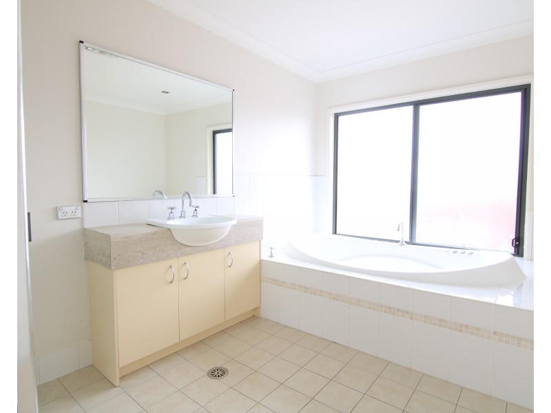 61 Chepstow Drive, Castle Hill NSW 2154