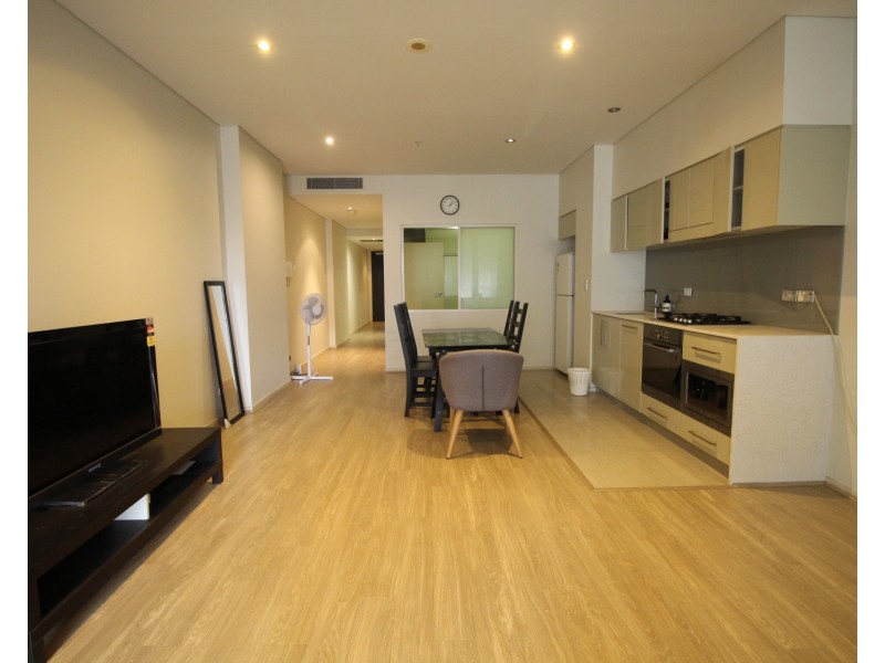 806/718 George St, Sydney NSW 2000