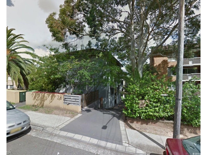 2/28 Meadow Crescent, Meadowbank NSW 2114