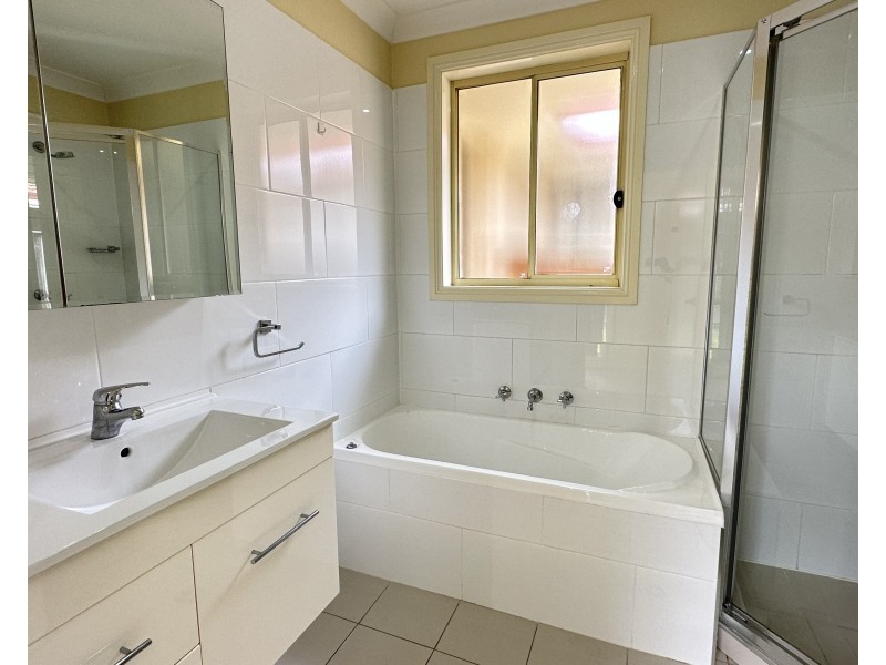 10/19 kenneth ave, Baulkham Hills NSW 2153