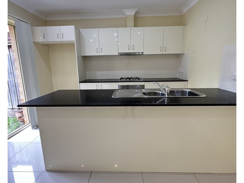 10/19 kenneth ave, Baulkham Hills NSW 2153