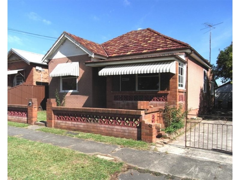 18 Walter Street, Granville NSW 2142
