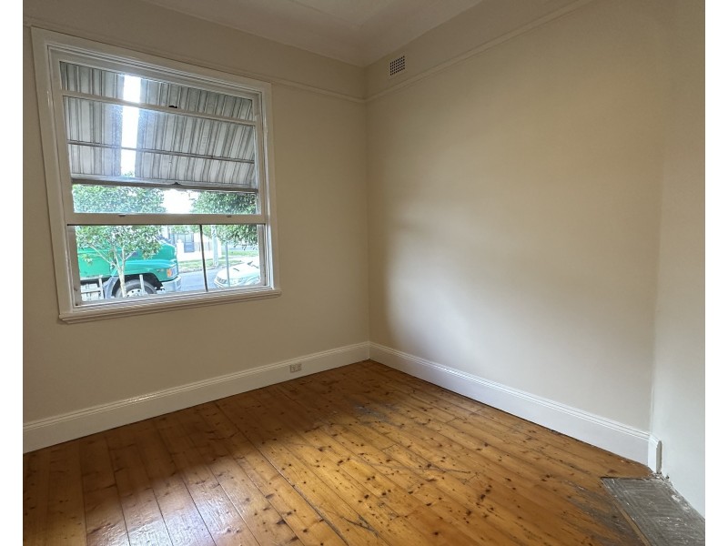 18 Walter Street, Granville NSW 2142