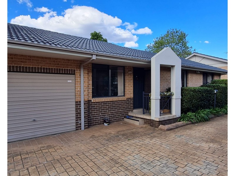 5/12 Caloola Road, Constitution Hill NSW 2145