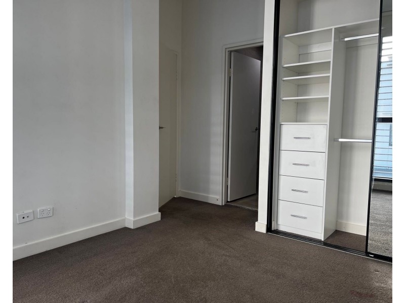 111/16 GADIGAL AVENUE, Waterloo NSW 2017