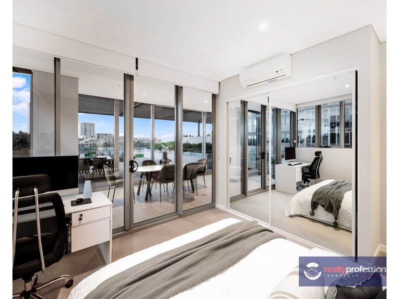 607/7 HALF STREET, Wentworth Point NSW 2127