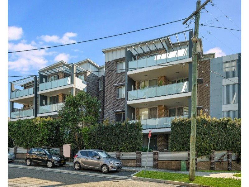 13/8 ST ANDREWS STREET, Dundas NSW 2117