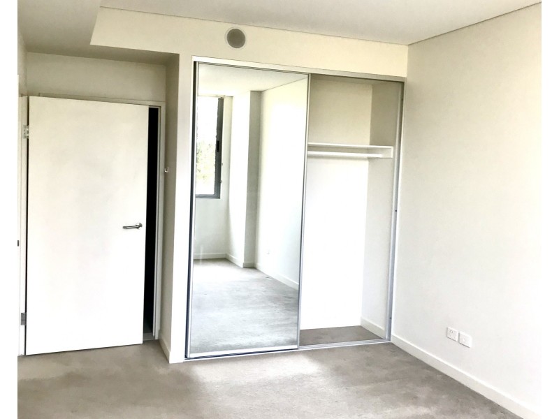 302/27 DRESSLER COURT, Merrylands NSW 2160