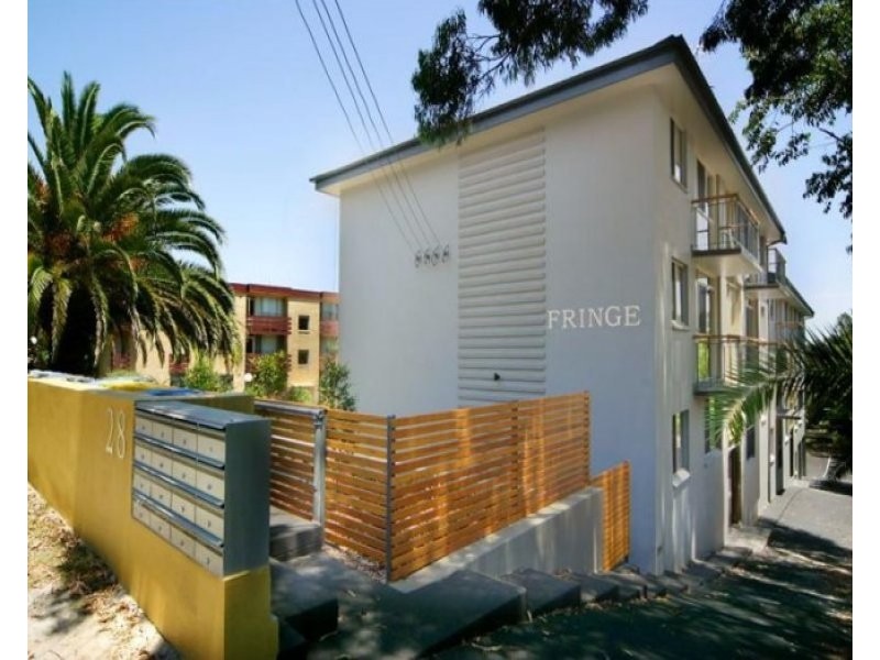 2/28 Meadow Crescent, Meadowbank NSW 2114