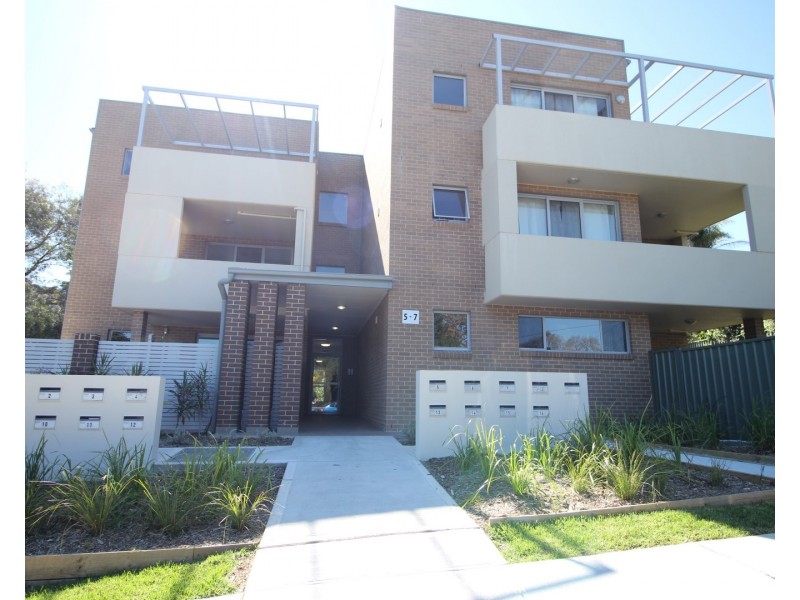 10/5-7 Fig Tree Ave, Telopea NSW 2117