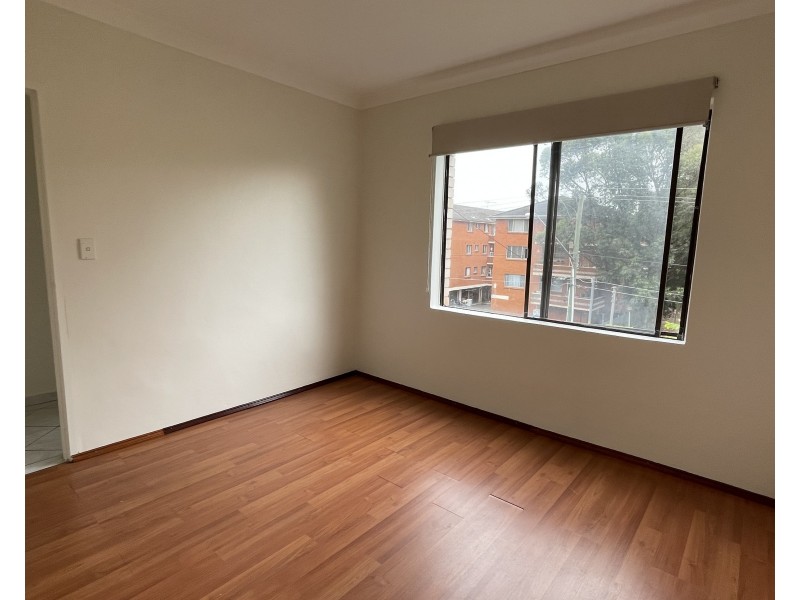 8/4-6 Fisher Street, Cabramatta NSW 2166