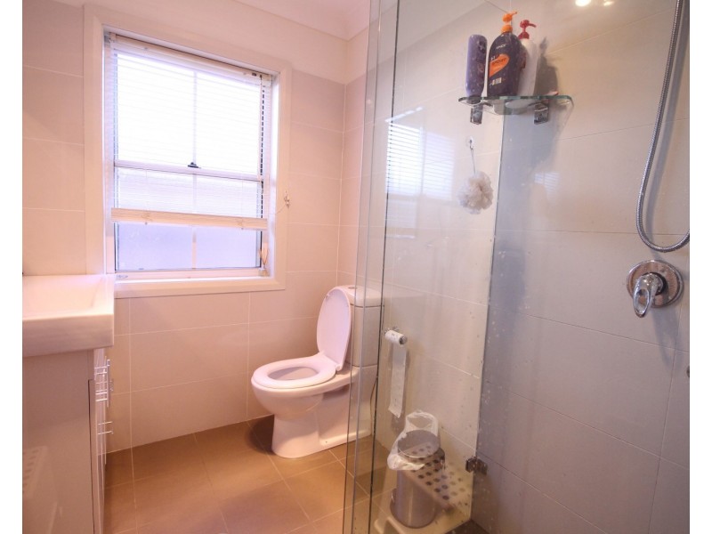 31 Grand Ave, West Ryde NSW 2114