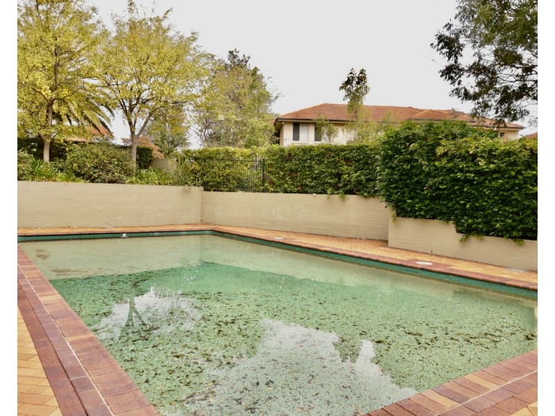 12/1-23 Lancaster Drive, Marsfield NSW 2122