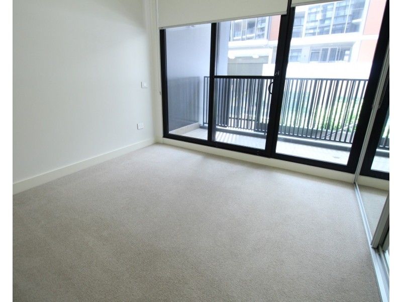 C207/10 Half St, Wentworth Point NSW 2127