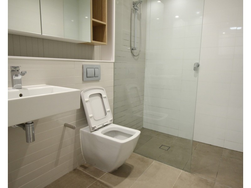 C207/10 Half St, Wentworth Point NSW 2127