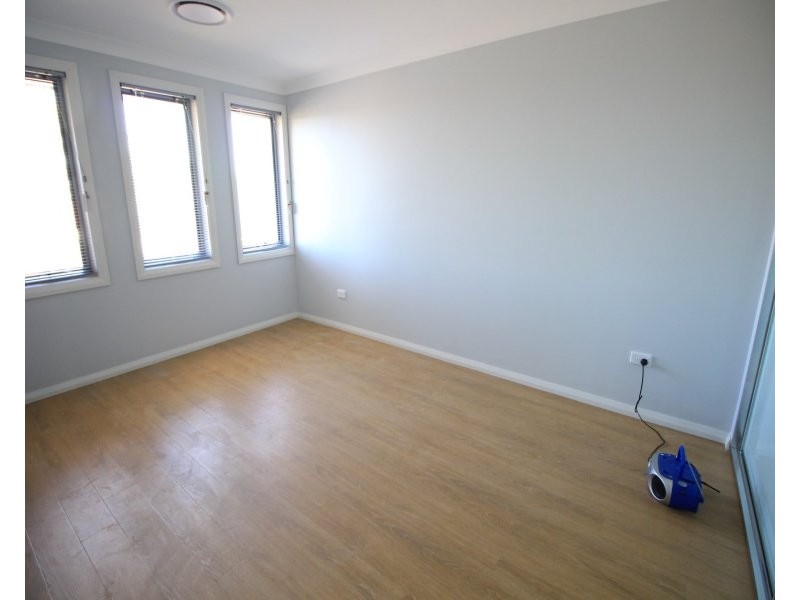 93 Hammers Road, Northmead NSW 2152