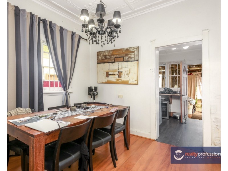 20 GLEN STREET, Marrickville NSW 2204