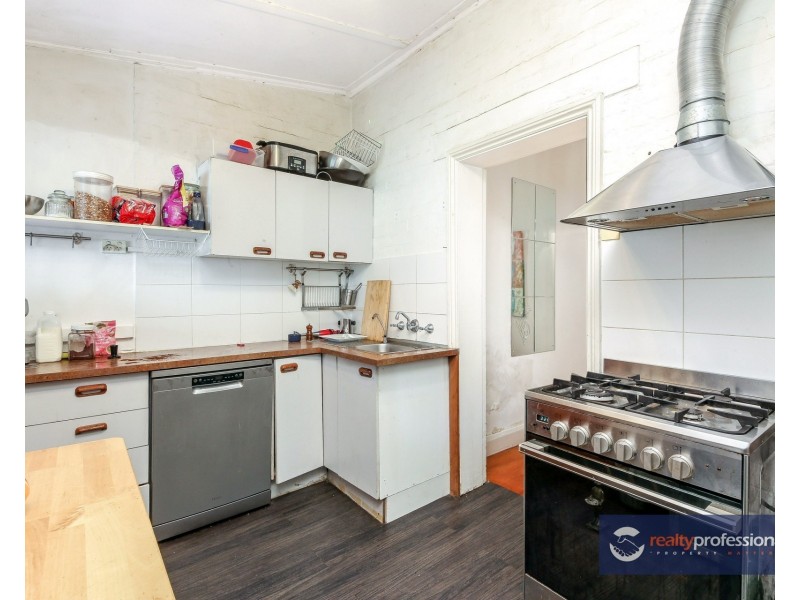 20 GLEN STREET, Marrickville NSW 2204