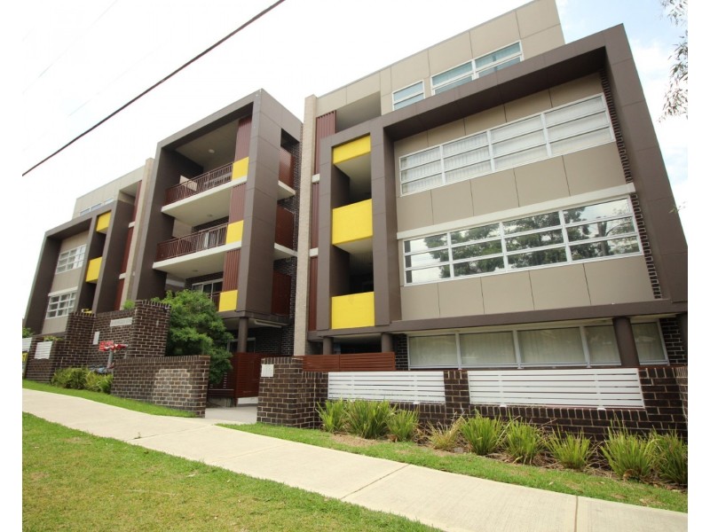 32/11-15 Peggy St, Mays Hill NSW 2145