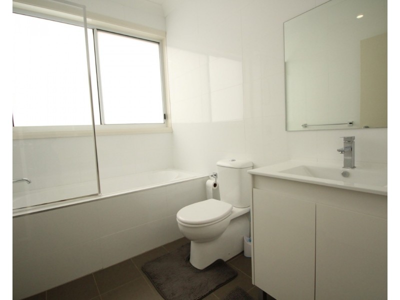 32/11-15 Peggy St, Mays Hill NSW 2145