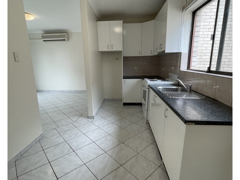 8/4-6 Fisher Street, Cabramatta NSW 2166