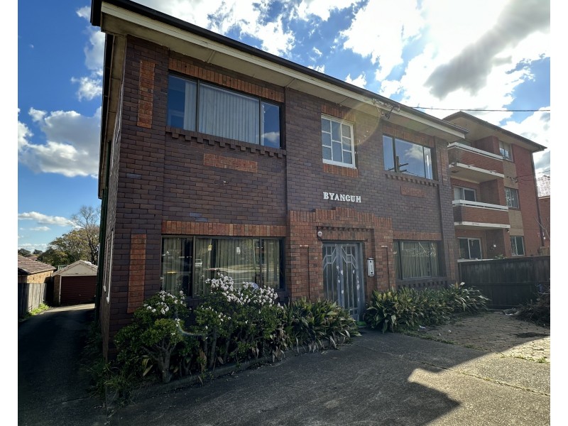 2/99 Milton St, Ashfield NSW 2131