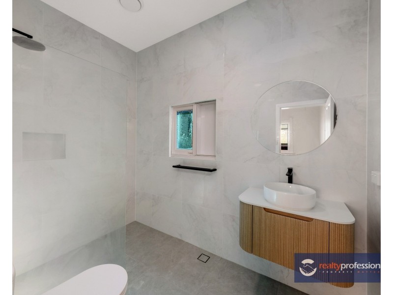20 GLEN STREET, Marrickville NSW 2204