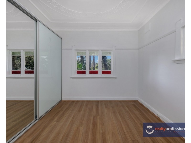 20 GLEN STREET, Marrickville NSW 2204