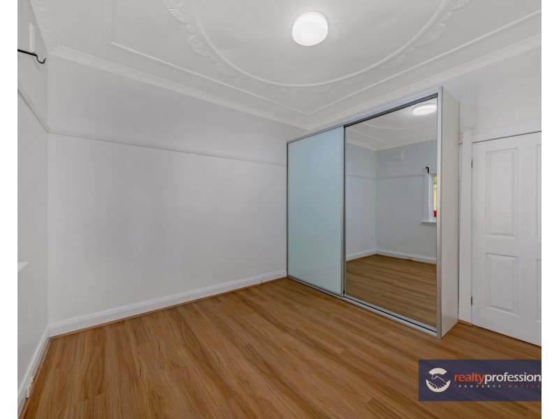 20 GLEN STREET, Marrickville NSW 2204