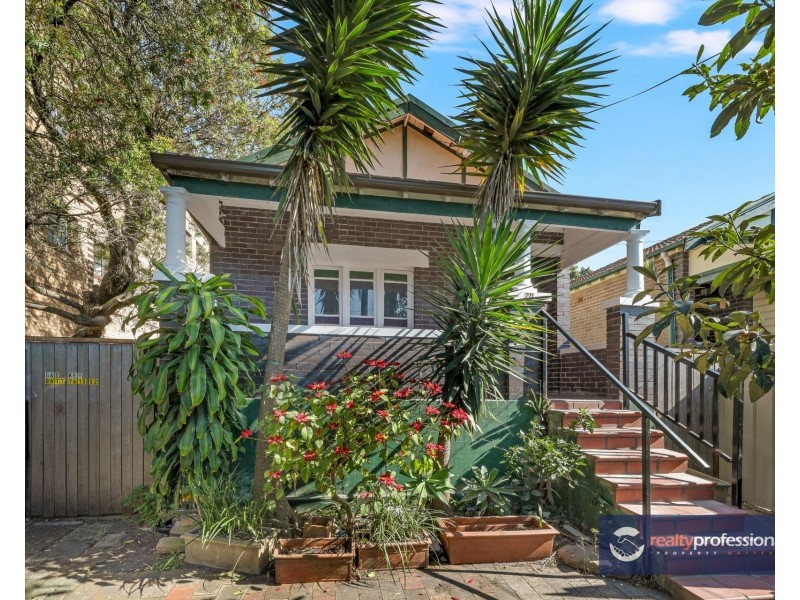 20 GLEN STREET, Marrickville NSW 2204