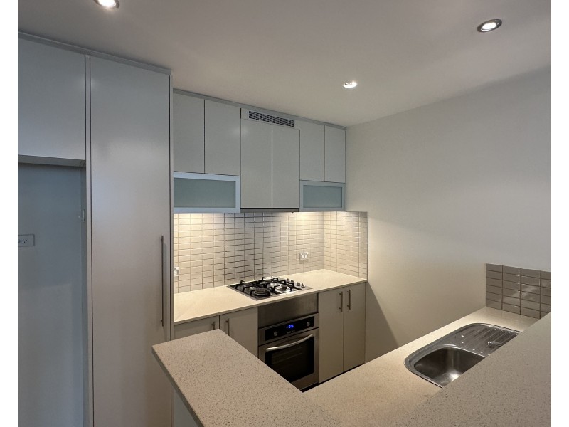 14/2 Underdale Lane, Meadowbank NSW 2114