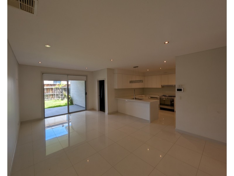 194 Driftway Drive, Pemulwuy NSW 2145
