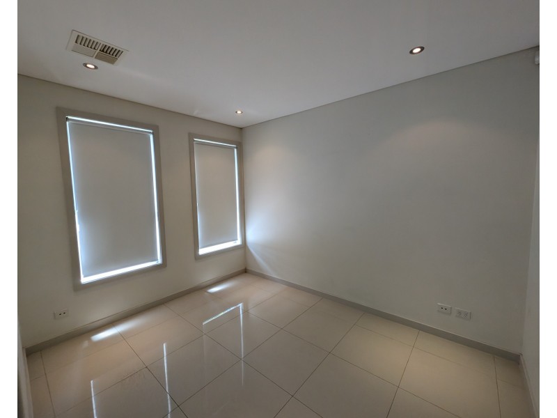 194 Driftway Drive, Pemulwuy NSW 2145