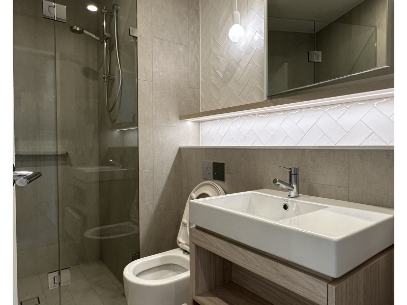 2303/17 LACHLAN ST, Waterloo NSW 2017