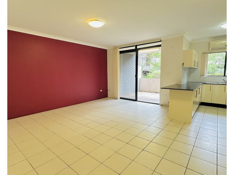 2/166 Bridge Road, Westmead NSW 2145