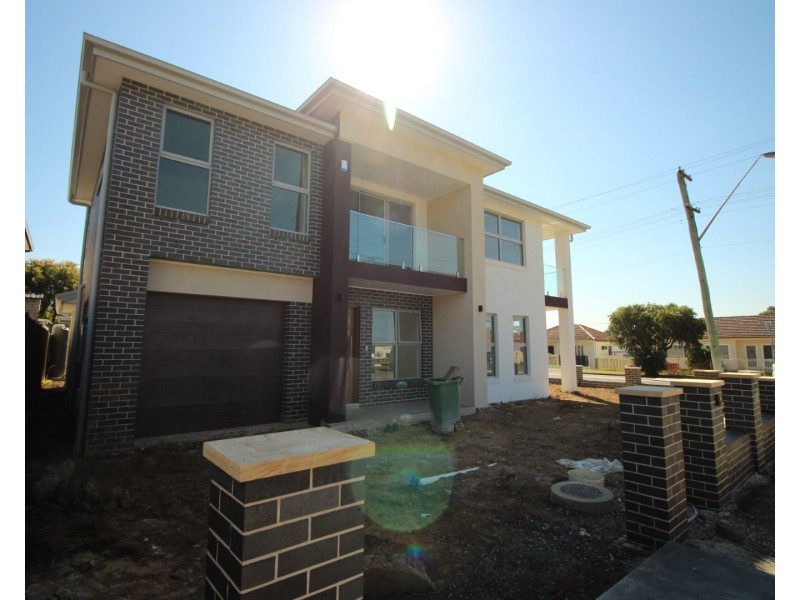 105 Gladstone St, Cabramatta NSW 2166