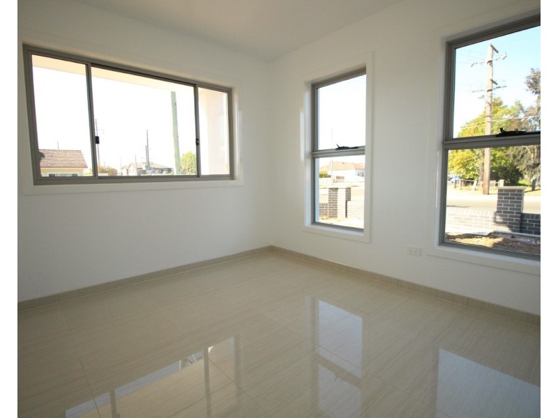 105 Gladstone St, Cabramatta NSW 2166