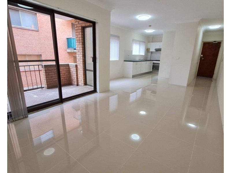 4/10 EARLY STREET, Parramatta NSW 2150