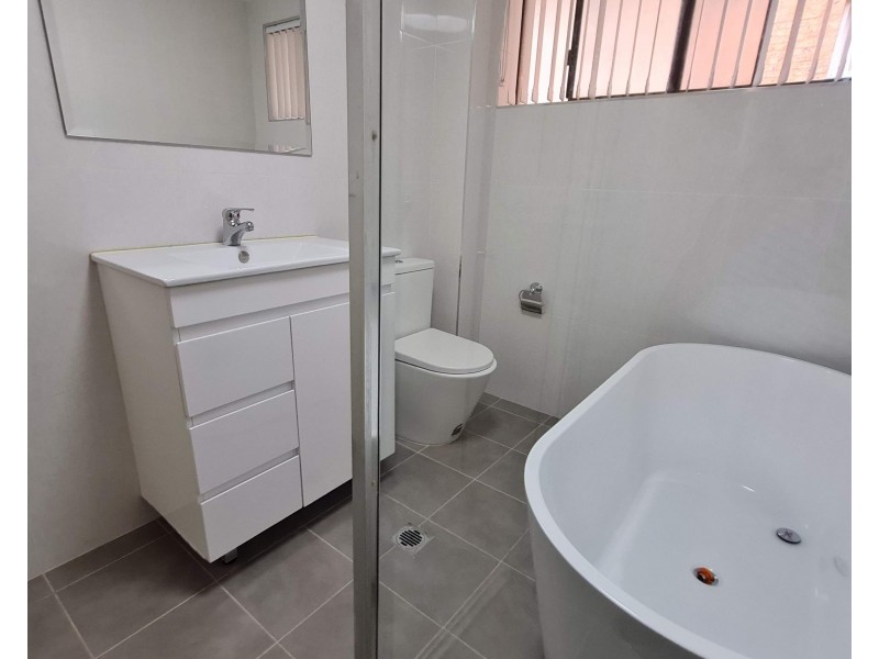 4/10 EARLY STREET, Parramatta NSW 2150