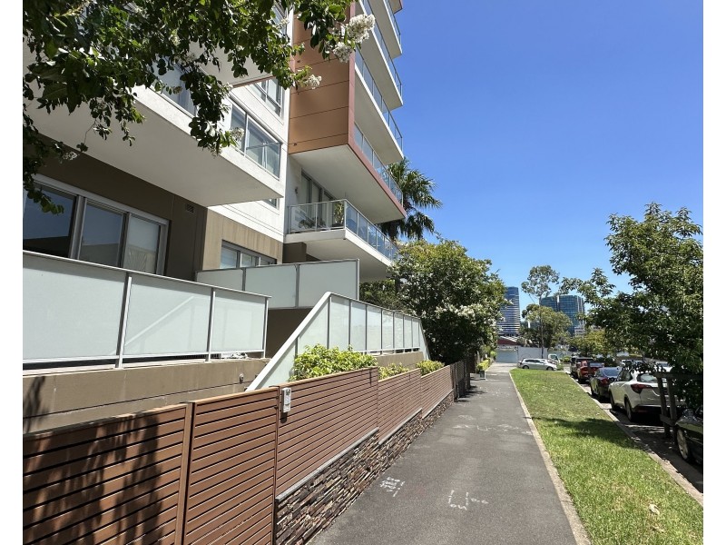 a303/40 Shoreline Drive, Rhodes NSW 2138