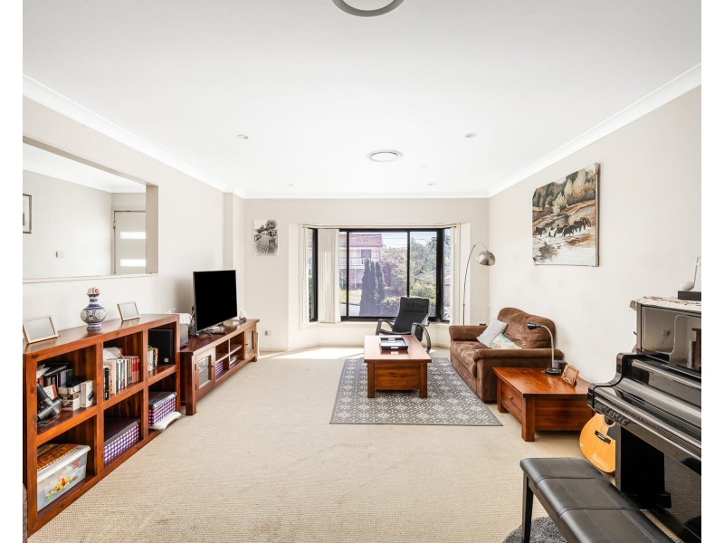 2 Jamieson Ave, Baulkham Hills NSW 2153