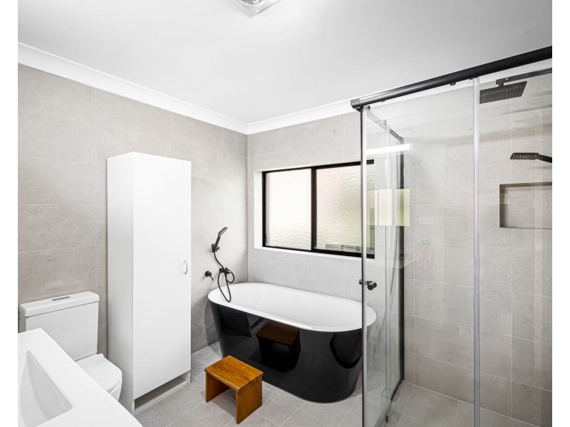 2 Jamieson Ave, Baulkham Hills NSW 2153