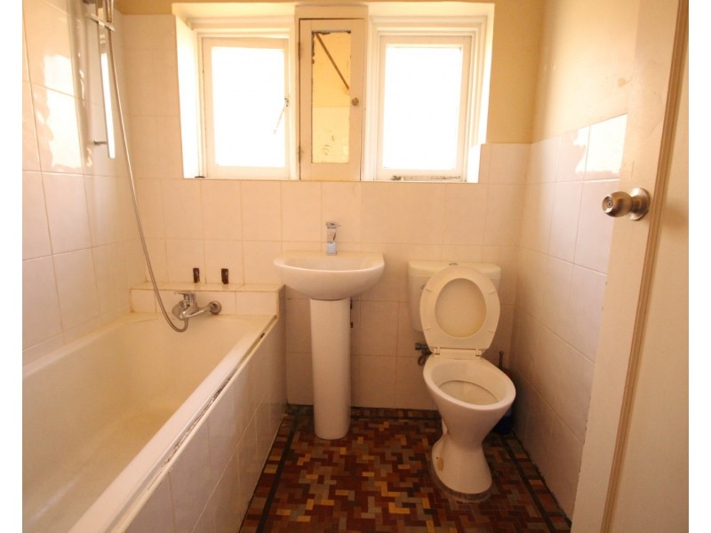 4/99 Milton St, Ashfield NSW 2131