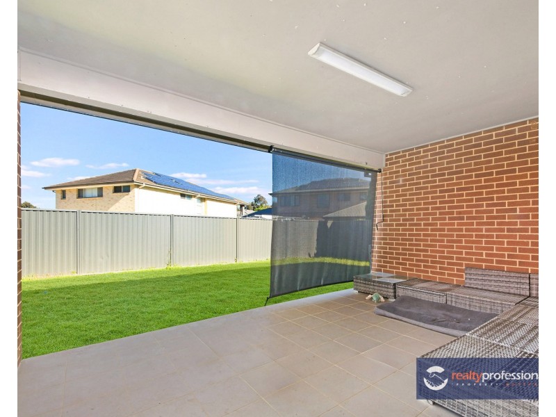 25 Brunswick Circuit, Ropes Crossing NSW 2760